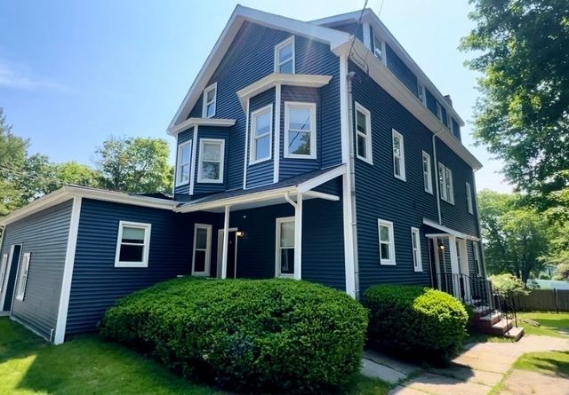 58-60 Mineral Street 58 C, Reading, MA 01867