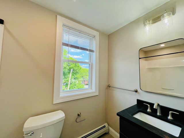 58-60 Mineral Street 58 C, Reading, MA 01867