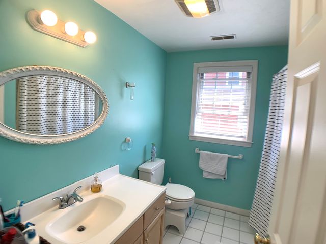 38 Gordon St. 38, Waltham, MA 02453