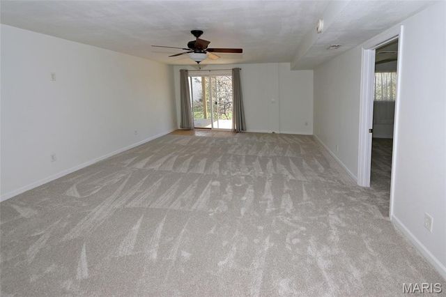 4926 Hurstborough Court, Hazelwood, MO 63042