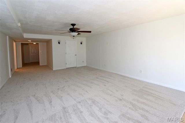 4926 Hurstborough Court, Hazelwood, MO 63042