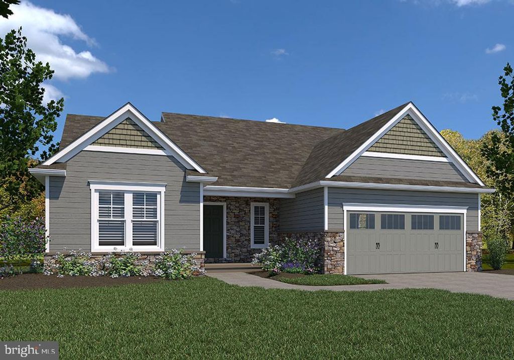 SUMMERGROVE MODEL AT EAGLES VIEW, York, PA 17406