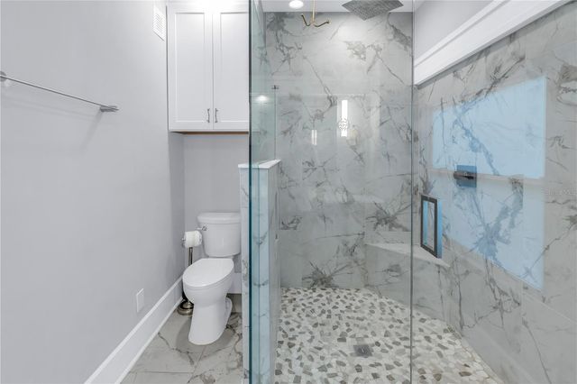 236 9TH AVENUE NE, St Petersburg, FL 33701