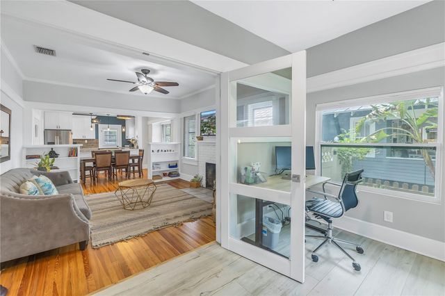 236 9TH AVENUE NE, St Petersburg, FL 33701