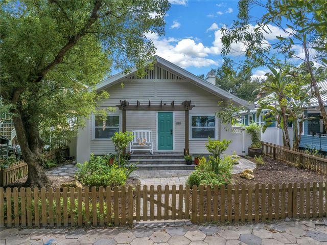 236 9TH AVENUE NE, St Petersburg, FL 33701