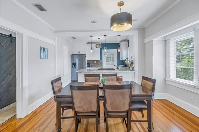 236 9TH AVENUE NE, St Petersburg, FL 33701