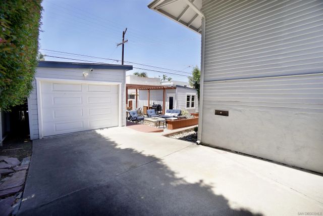 2912 Granada Avenue, San Diego, CA 92104