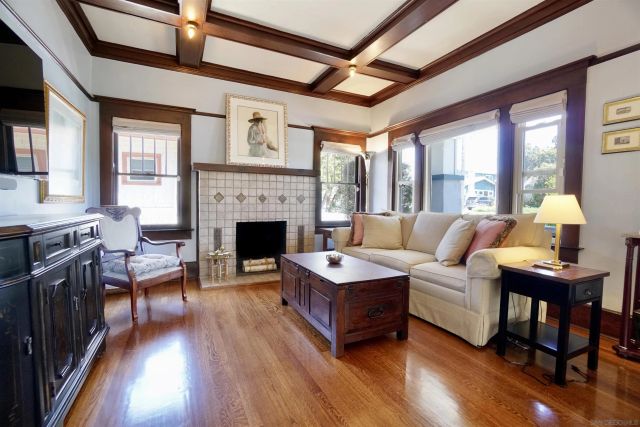 2912 Granada Avenue, San Diego, CA 92104