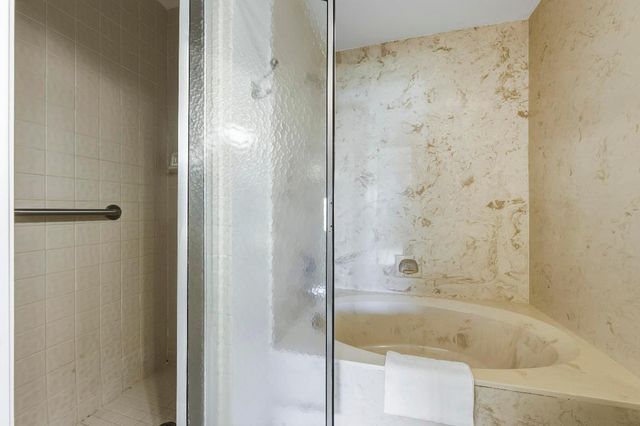 5121 Oak Hill Lane 423, Delray Beach, FL 33484