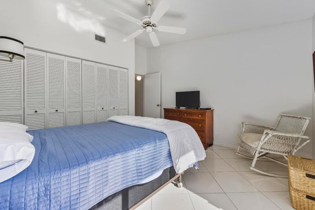 5121 Oak Hill Lane 423, Delray Beach, FL 33484