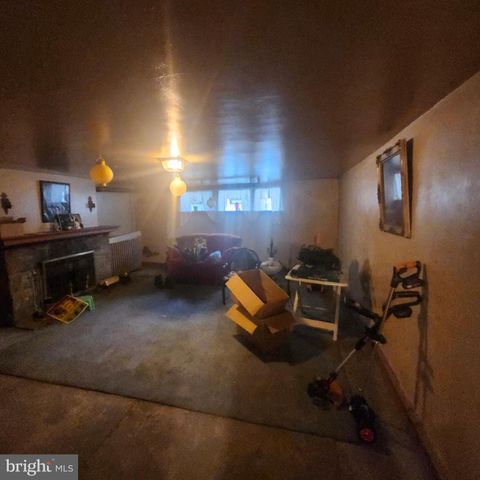 1415 E WASHINGTON LN, Philadelphia, PA 19138