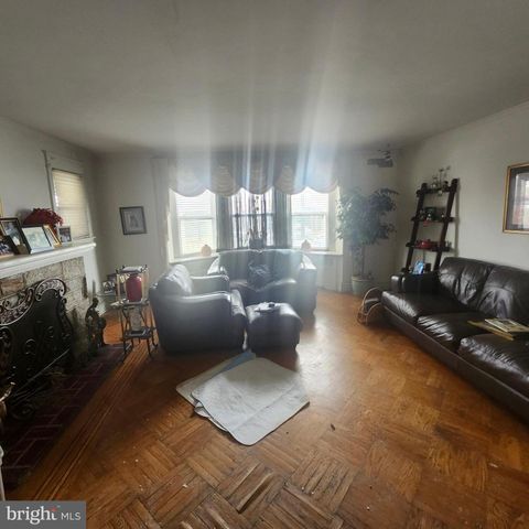 1415 E WASHINGTON LN, Philadelphia, PA 19138