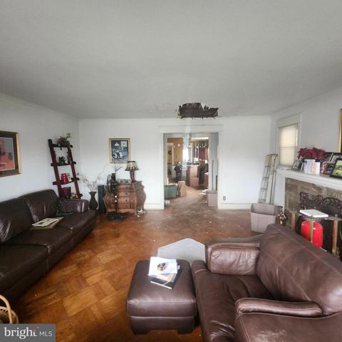 1415 E WASHINGTON LN, Philadelphia, PA 19138