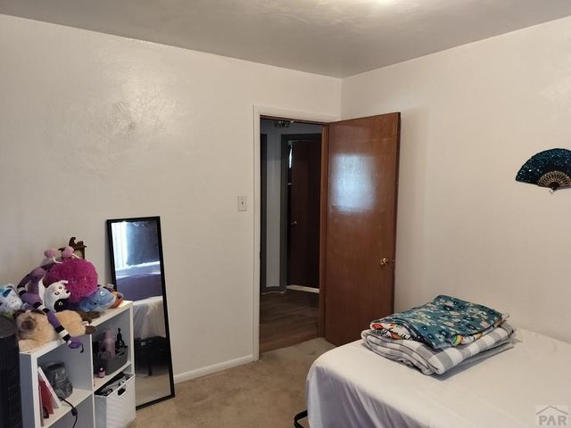 1703 Englewood Dr, Pueblo, CO 81005
