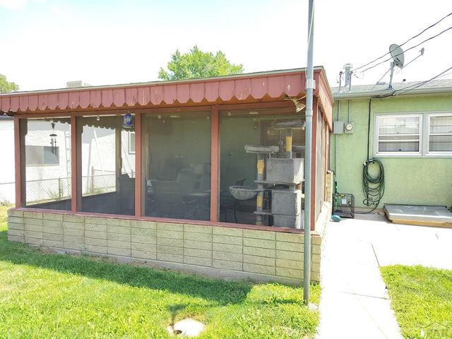 1703 Englewood Dr, Pueblo, CO 81005