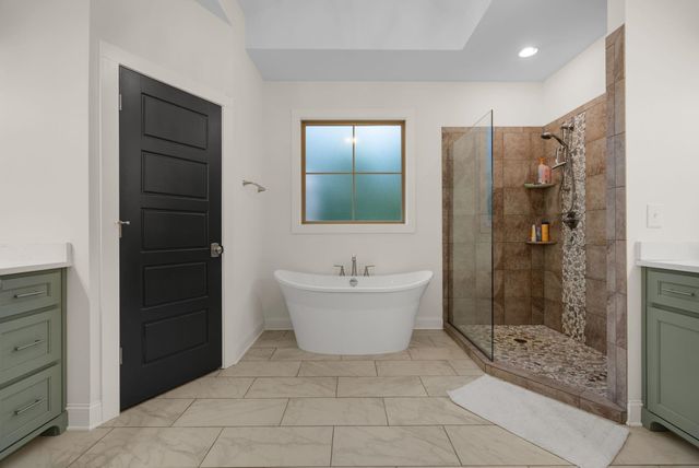 98 Sycamore Ct, Spartanburg, SC 29302