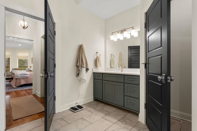 98 Sycamore Ct, Spartanburg, SC 29302