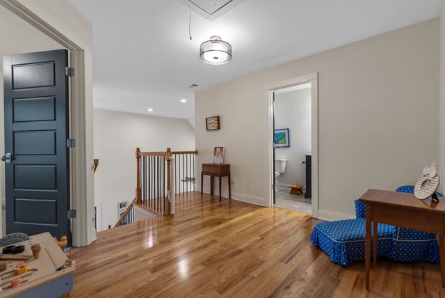 98 Sycamore Ct, Spartanburg, SC 29302