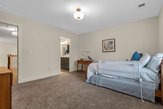 98 Sycamore Ct, Spartanburg, SC 29302