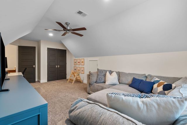 98 Sycamore Ct, Spartanburg, SC 29302