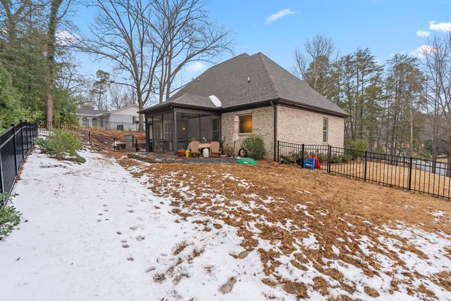 98 Sycamore Ct, Spartanburg, SC 29302