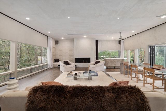 2062 NW 11TH ROAD, Gainesville, FL 32605