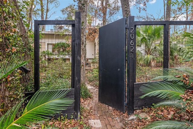 2062 NW 11TH ROAD, Gainesville, FL 32605