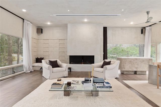 2062 NW 11TH ROAD, Gainesville, FL 32605