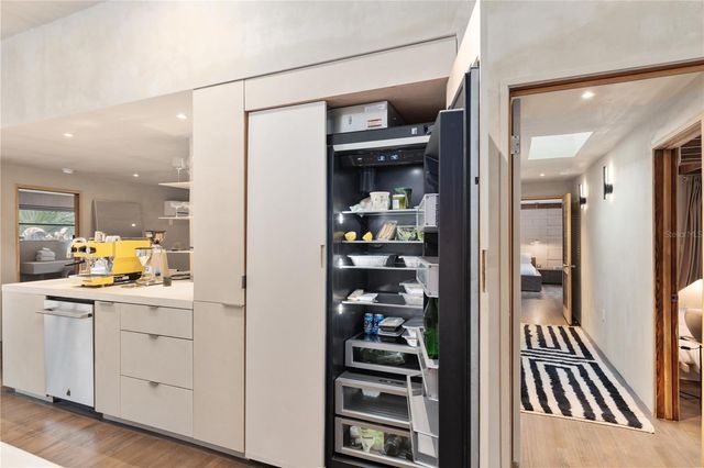 2062 NW 11TH ROAD, Gainesville, FL 32605