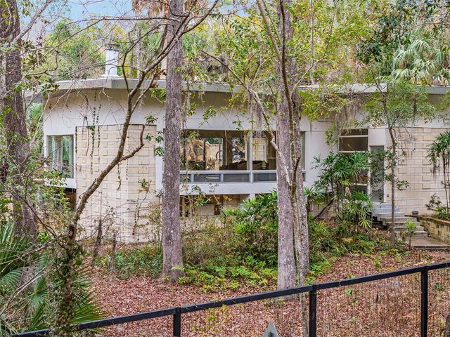 2062 NW 11TH ROAD, Gainesville, FL 32605