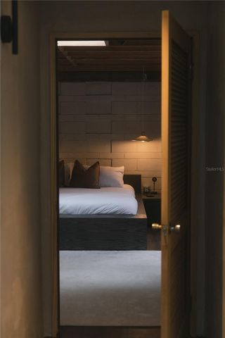 2062 NW 11TH ROAD, Gainesville, FL 32605