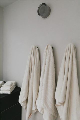 2062 NW 11TH ROAD, Gainesville, FL 32605