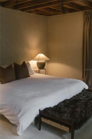 2062 NW 11TH ROAD, Gainesville, FL 32605