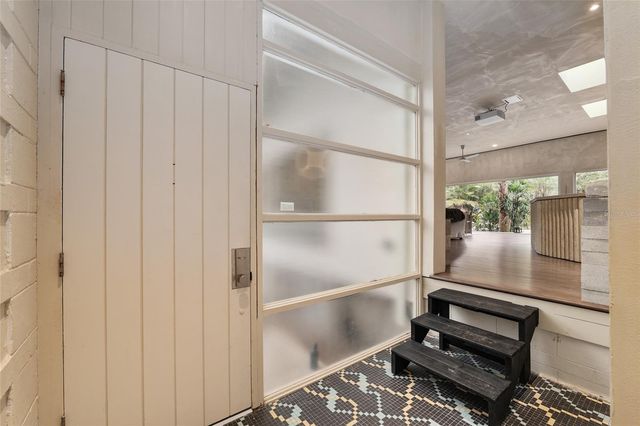 2062 NW 11TH ROAD, Gainesville, FL 32605