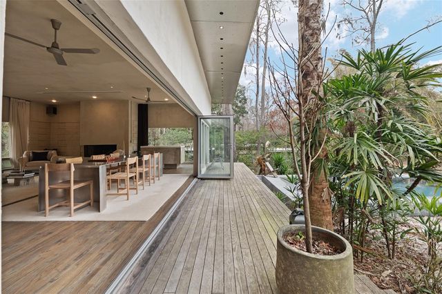 2062 NW 11TH ROAD, Gainesville, FL 32605