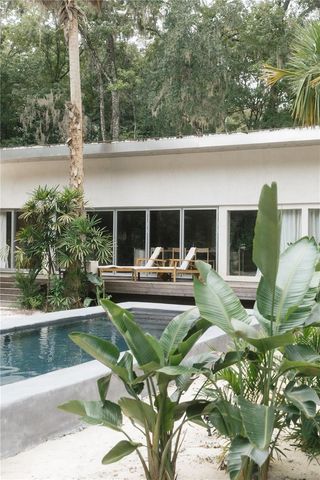 2062 NW 11TH ROAD, Gainesville, FL 32605