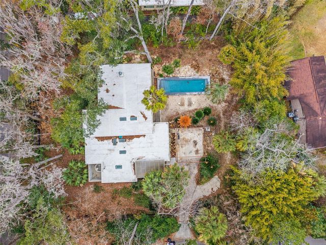 2062 NW 11TH ROAD, Gainesville, FL 32605