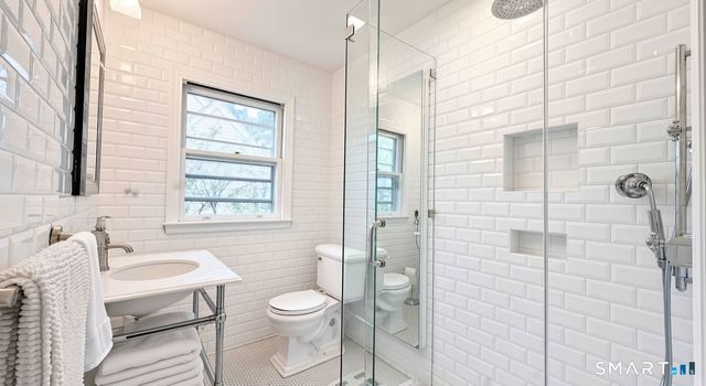 14 Highview Avenue, Greenwich, CT 06870