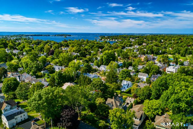 14 Highview Avenue, Greenwich, CT 06870