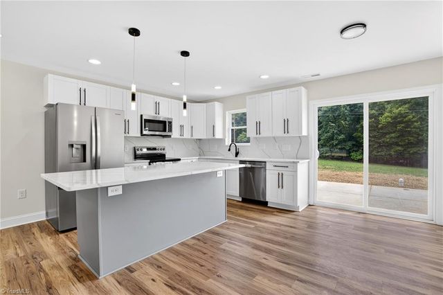 4352 Happy Hollow Road, Asheboro, NC 27205