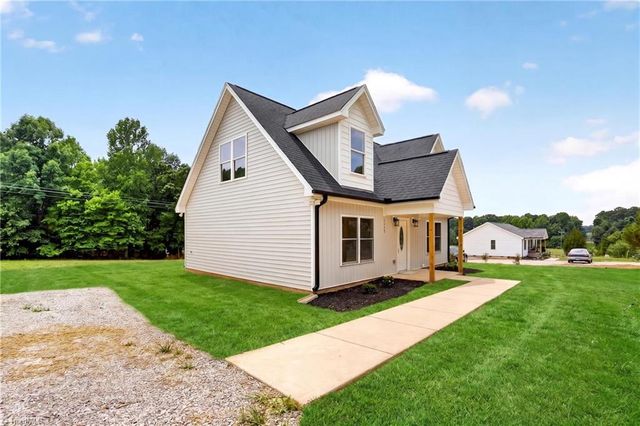 4352 Happy Hollow Road, Asheboro, NC 27205