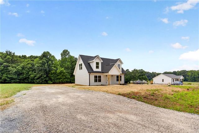 4352 Happy Hollow Road, Asheboro, NC 27205