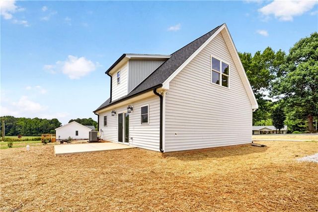 4352 Happy Hollow Road, Asheboro, NC 27205