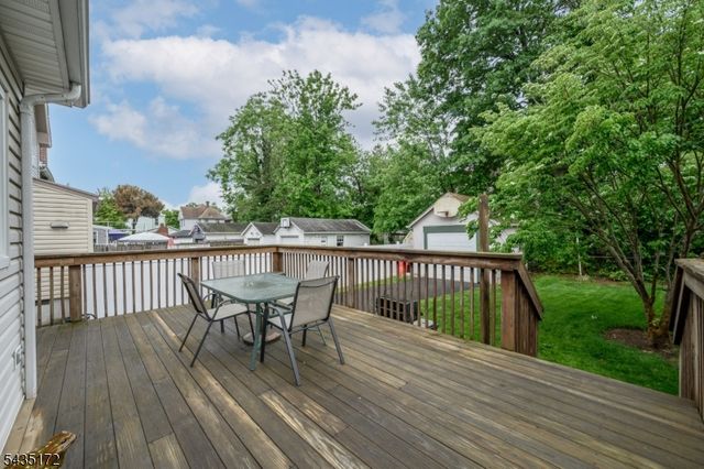 120 Galloping Hill Rd, Roselle Park Boro, NJ 07204