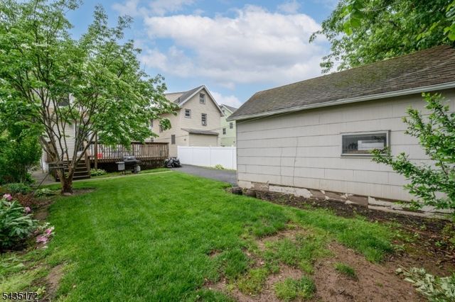 120 Galloping Hill Rd, Roselle Park Boro, NJ 07204
