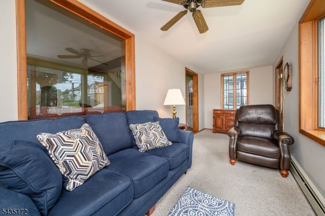 120 Galloping Hill Rd, Roselle Park Boro, NJ 07204