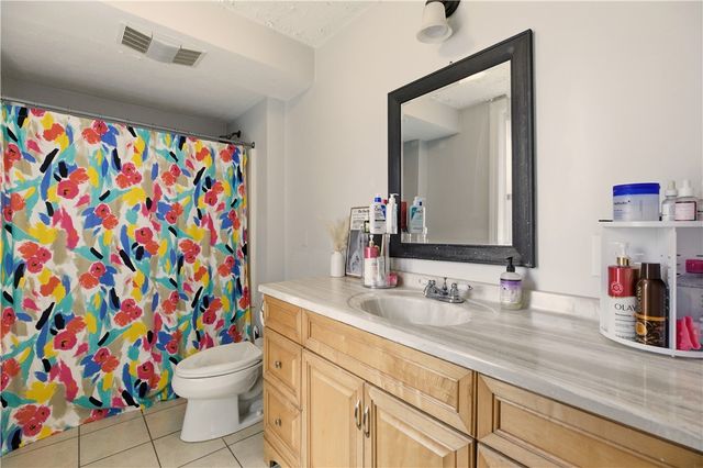 22 Summer Street, Newport, RI 02840