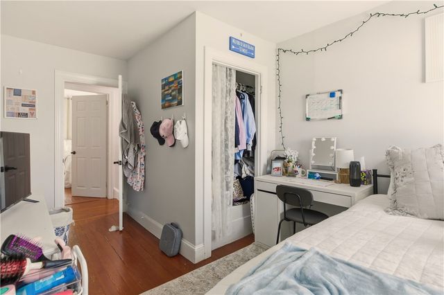 22 Summer Street, Newport, RI 02840