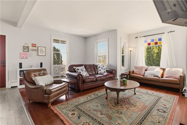 22 Summer Street, Newport, RI 02840