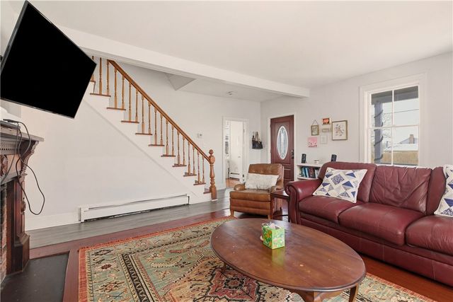 22 Summer Street, Newport, RI 02840